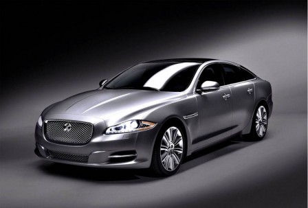 2011-Jaguar-XJ